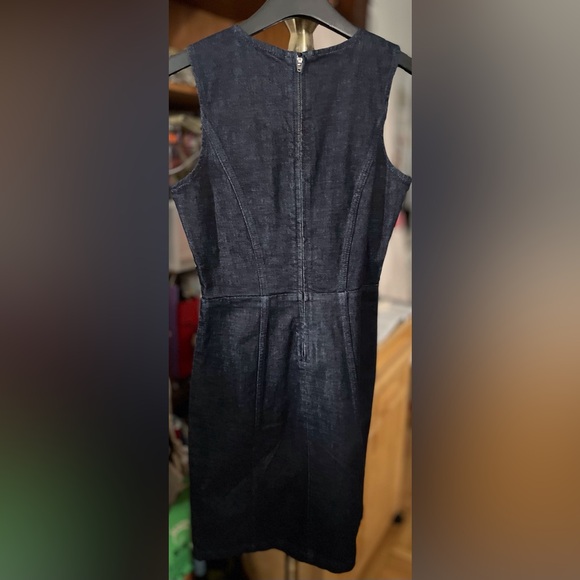 Stylish navy denim shift dress - Picture 3 of 8